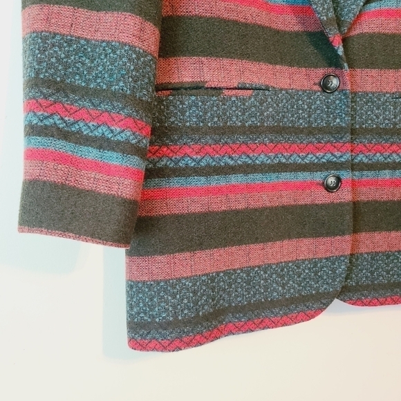Lawrence Bruce | Women's Vintage Wool Blend Striped Blazer (Size 12 Petite) - Picture 10 of 13